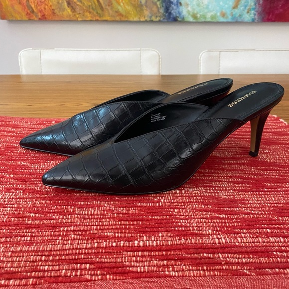 Express Shoes - NWT vegan leather mules